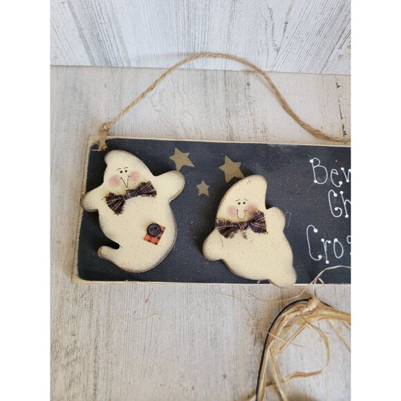 Vintage wooden sign beware ghost crossing set hanging Halloween - Picture 4 of 7